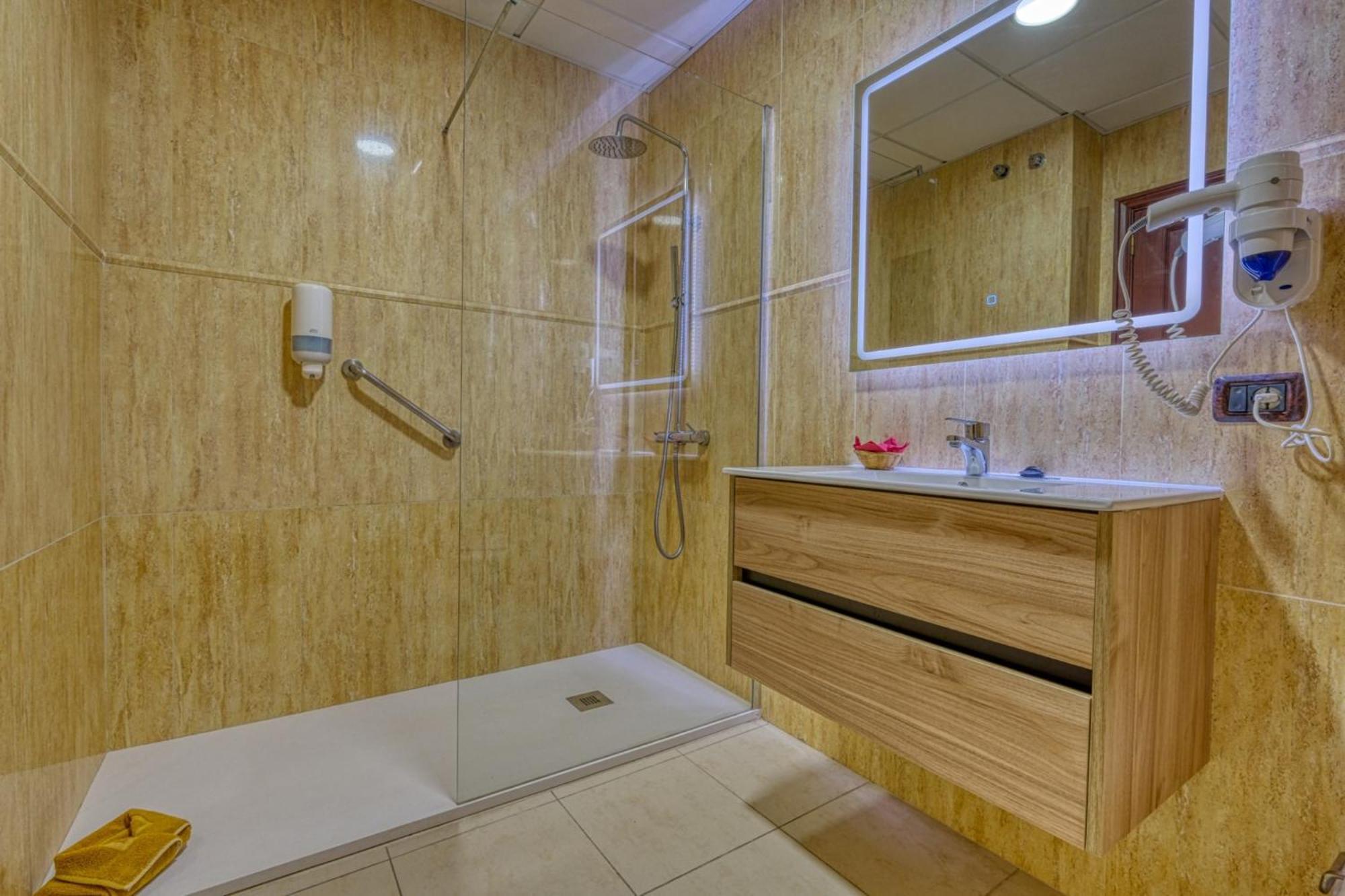 Apartamentos Callaomar Callao Salvaje Bagian luar foto